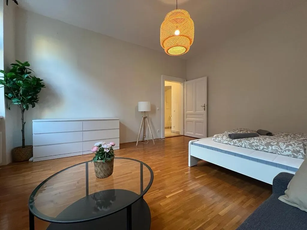 90 M2 Spacious Apartment With Free Parking Wiedeń Austria